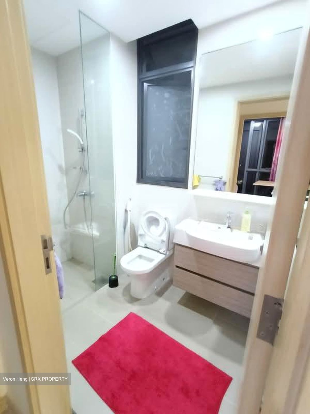The Luxurie (D19), Condominium #558422091
